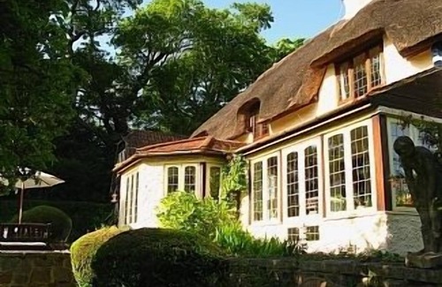 Fiddington Cottage | Picturesque Thatched 4 bedroomed Cottage between Quantock Hills and Sea