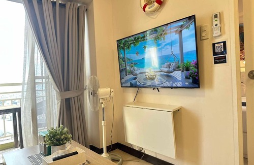 A. Bonifacio Condo | Picturesque View in Celandine Residence