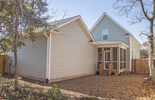 Tranquil Harbour House | Piddle Estates: Dog-Friendly Home with Fenced Yard