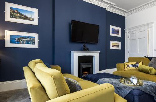 Tenby Apartment | Pieces of Eight - 2 Bedroom Apartment - Tenby - (Windsor House)