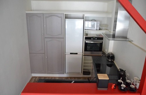 Saintes Apartment | ❀ Pied à terre ❀ Town center/Air conditioning/Parking