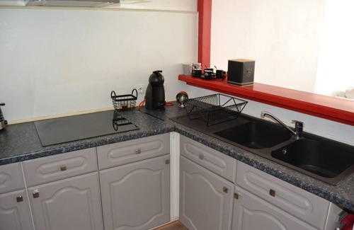 Saintes Apartment | ❀ Pied à terre ❀ Town center/Air conditioning/Parking