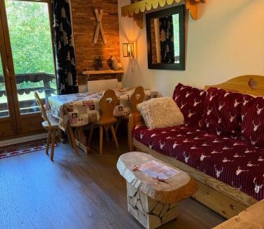 Risoul Apartment | Pied des Pistes, 2 pièces, 6pers, Piscine et Sauna