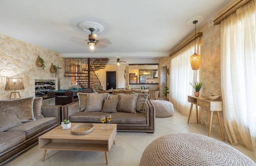 Agios Eleftherios Villa | Piedra Villa 4 bedroom luxury villa with private pool