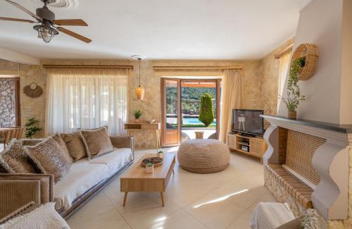 Agios Eleftherios Villa | Piedra Villa
