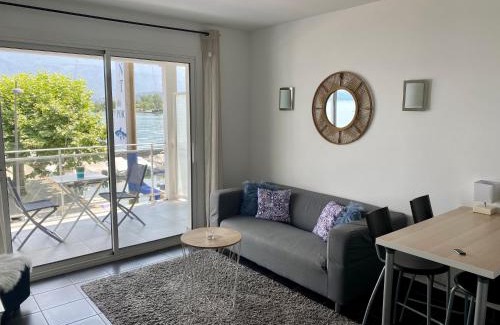 Le Bourget-du-Lac Apartment | Pieds dans l'eau au lac du Bourget