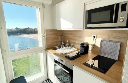 Kerroch Apartment | Pieds Dans L'Eau T2 Archi Cosy - Vue mer 180
