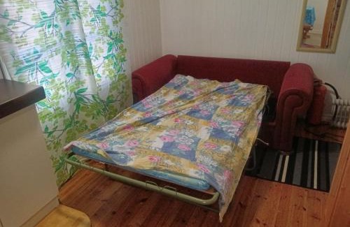 Tampere Apartment | Pieni asunto 25m2 vanhassa puukerrostalossa min 2 yötä
