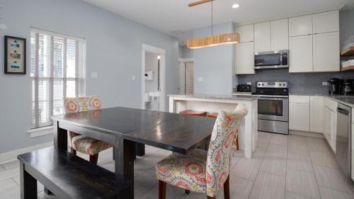 Crystal Beach House | Pier DestinY 66 Pompano Street