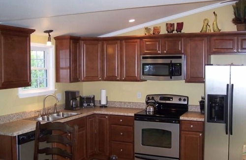 Garden City House | Pier Home, Wi-Fi/Golf Cart Included! Summer Reduced! Aug 10th-31st 255/night!
