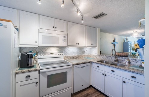 St. Augustine Beach Condo | Pier Point South Unit 26. Sun, Surf, And America's Oldest City Await You