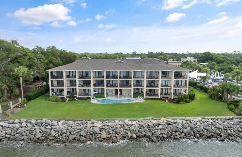 Saint Simons Island House | Pier Pointe #305 - 100 Floyd Street, Unit 305