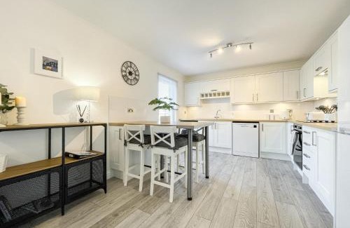 Oban Apartment | Pier View Apartment