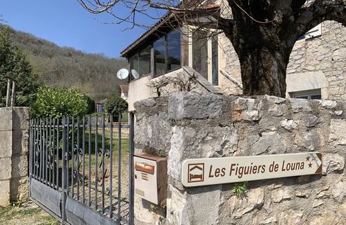 Saint-Gery House | Pierre Ensoleillée - Un beau gîte dans une propriété de 5000m² près du Lot