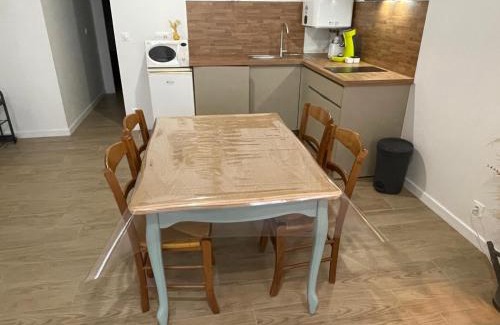 Montoire-sur-le-Loir Apartment | Pierre