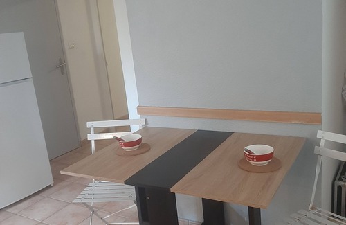Pierrelatte House | PIERRELATTE 2020 MAISONETTE OF 100 M2 WITH TRERRASSE, park and lake nearby
