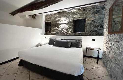 Corniglia Apartment | Pietra Azzurra, Newly Renovated