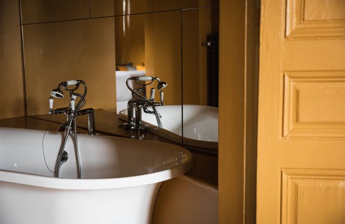 Montreuil-sur-Mer Bed & Breakfast | PieuX