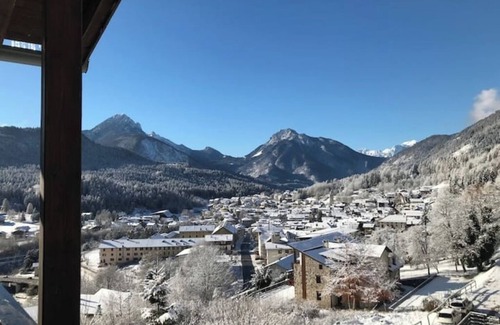 Pieve di Cadore Apartment | Pieve di Cadore mountain living room
