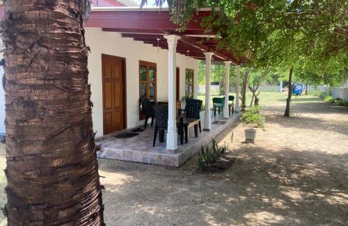 Nilaveli Resort | Pigeon Island Beach View Villa - Nilaveli