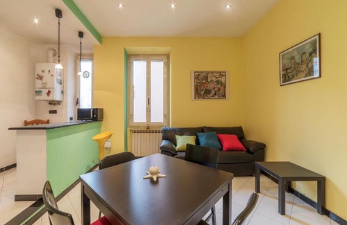 Pigneto Apartment | Pigneto Colourful Apartment