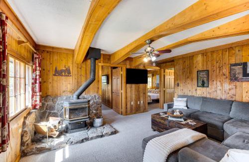 Divide House | Pike National Forest Access Secluded Divide Cabin