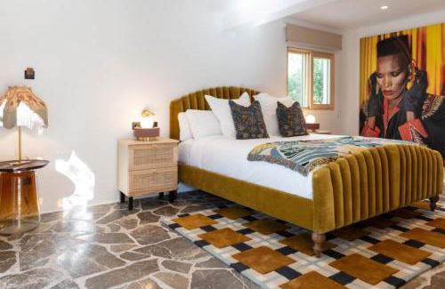 Sant Antoni de Portmany Hotel | Pikes Ibiza