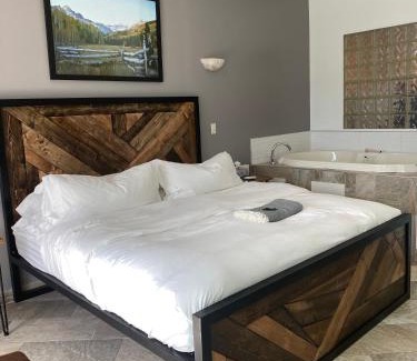 Woodland Park Bed & Breakfast | Pikes Peak Paradise Bed and Breakfast