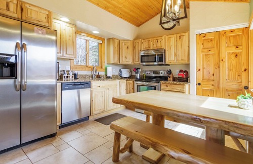 Woodland Park Cabin | Pikes Peak Ranch - Elk Ridge Cabin