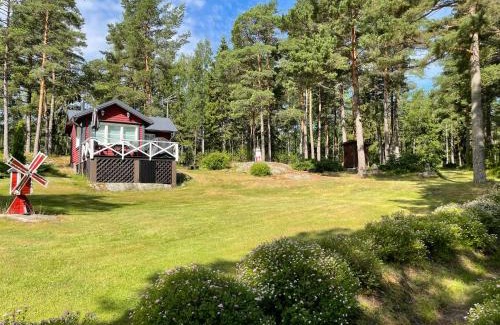 Kemionsaari Ski Chalet | Pikkumökki Sveastugan
