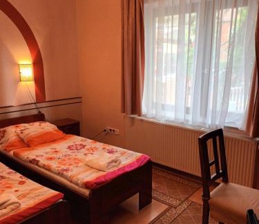 Szeged Bed & Breakfast | Pilóta Panzió