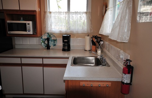 Courtenay Cabin | Pilgrims Seaside Cabin