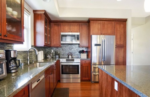 Poipu House | Pili Mai 3L Newly Upgraded 3 Bedroom Suite in Poipu - AC, Pool & Fitness Center