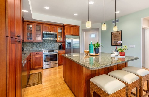 Poipu Condo | Pili Mai Family Condo 11J, Golf Course View, Grassy Area Around Lanai