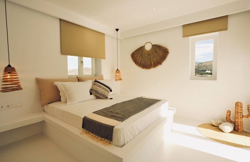 Nea Cryssi Akti Bed & Breakfast | Pili Pala Suites