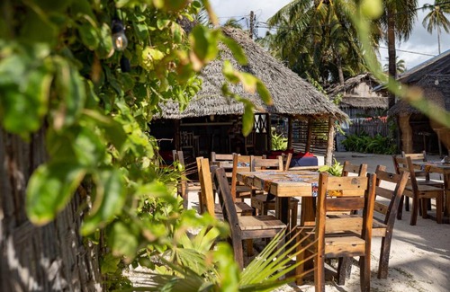 Jambiani Bed & Breakfast | Pili Pili Swahili Lodge