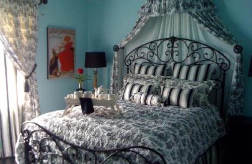 La Grange Bed & Breakfast | Pillow and Paddock B&B