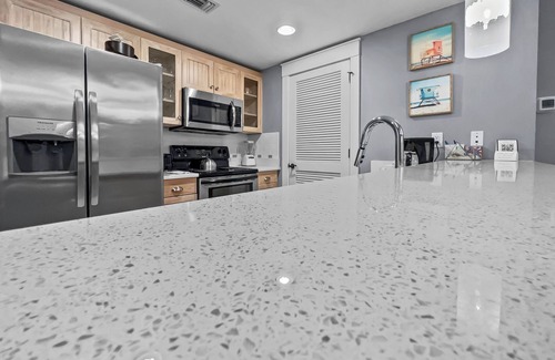 Baytowne Wharf Condo | Pilot House 221 in Baytowne Wharf at Sandestin