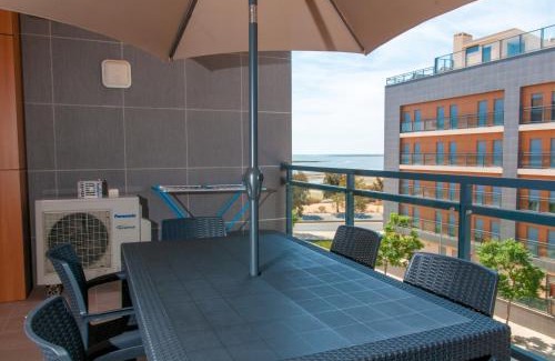 Olhao Apartment | Pilot House - Village Marina