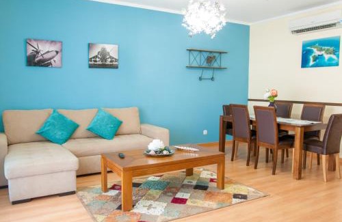 Olhao Apartment | Pilot House - Village Marina