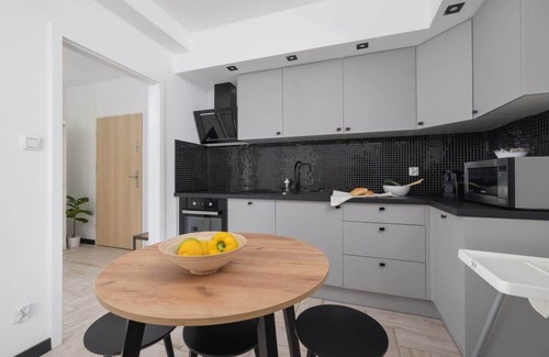 Lagiewniki Apartment | Piltza 40A | Prestigious Apartment | Parking