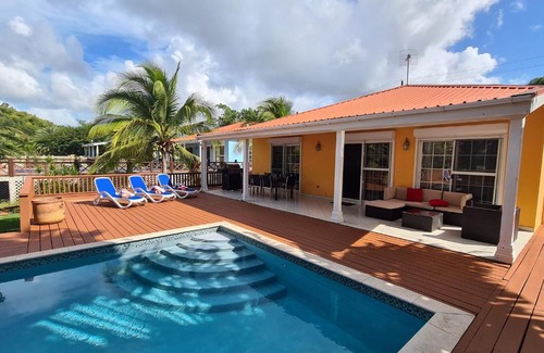 Jolly Harbour Villa | Pimento Villa - private villa and pool
