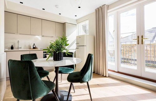 Churchill Apartment | Pimlico Road Chelsea 2 bedroom apartment