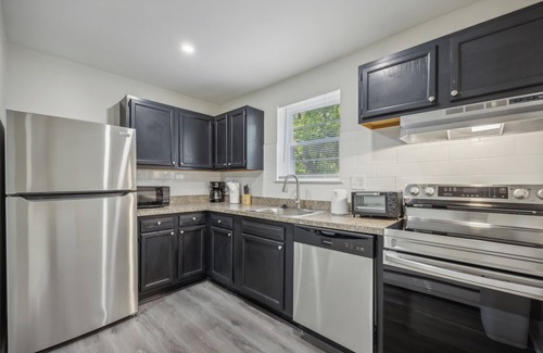 Newark Apartment | Pine Brook 816 I Corporate 2Br Apartment !
