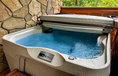 Gatlinburg - Pigeon Forge House | Pine Cone Cabin