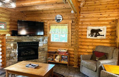 Gatlinburg - Pigeon Forge House | Pine Cone Cabin