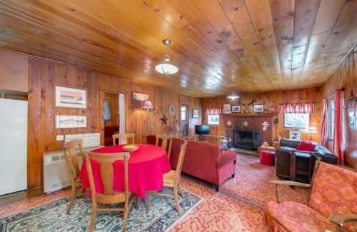 Joseph House | Pine Cone Cottage
