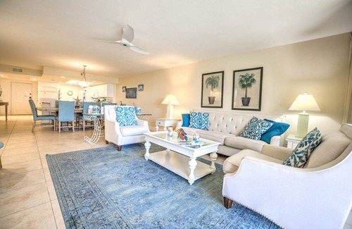 Sanibel Condo | Pine Cove 102 is a 3/2 beachfront Sanibel vacation rental condo