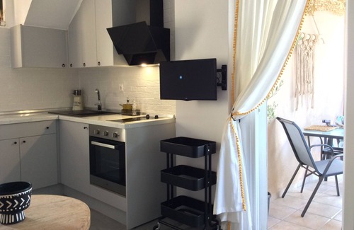 Haniotis Apartment | PINE duplex with great location