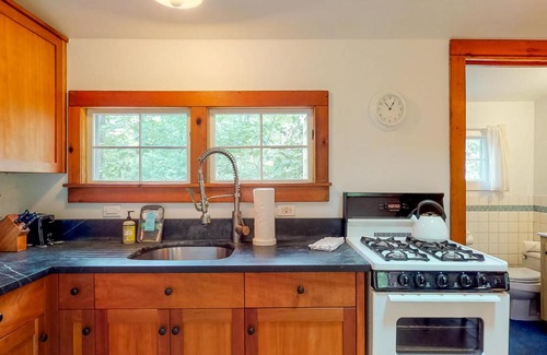 North Eastham House | Pine Grove Cottage